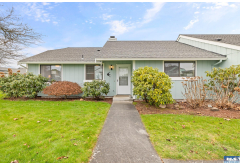 844 N Canterbury Ct